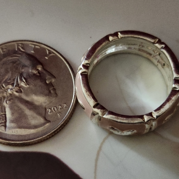 Ring - Picture 4 of 4